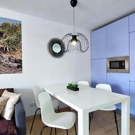 Sea Views - Pool - Location - Free Parking *