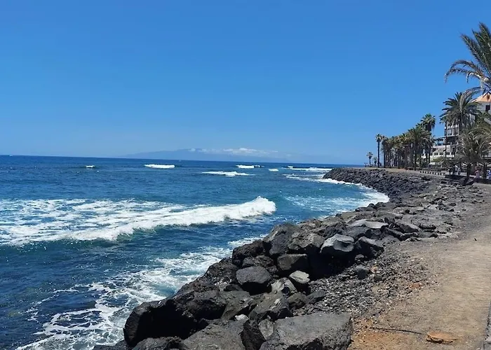 Sea Views - Pool - Location - Free Parking Appartamento *